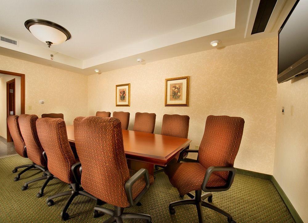 Drury Inn & Suites Middletown Franklin Business photo